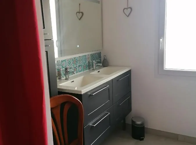 La Maison Des Amis 3*