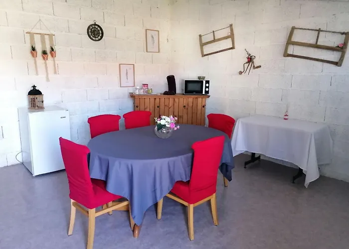 La Maison Des Amis Bed & Breakfast Les Essarts (Vendee)